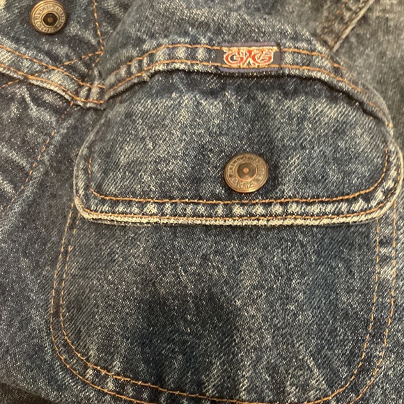 Vintage denim jacket made in Canada - Picture 5 of 5